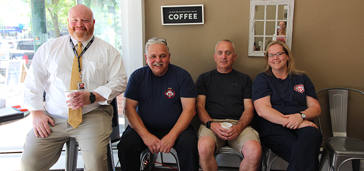 Norwich residents visit with local chiefs at Deja Brew